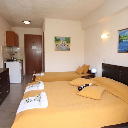 Elounda Olive Garden Apts & Studios Dış mekan fotoğraf