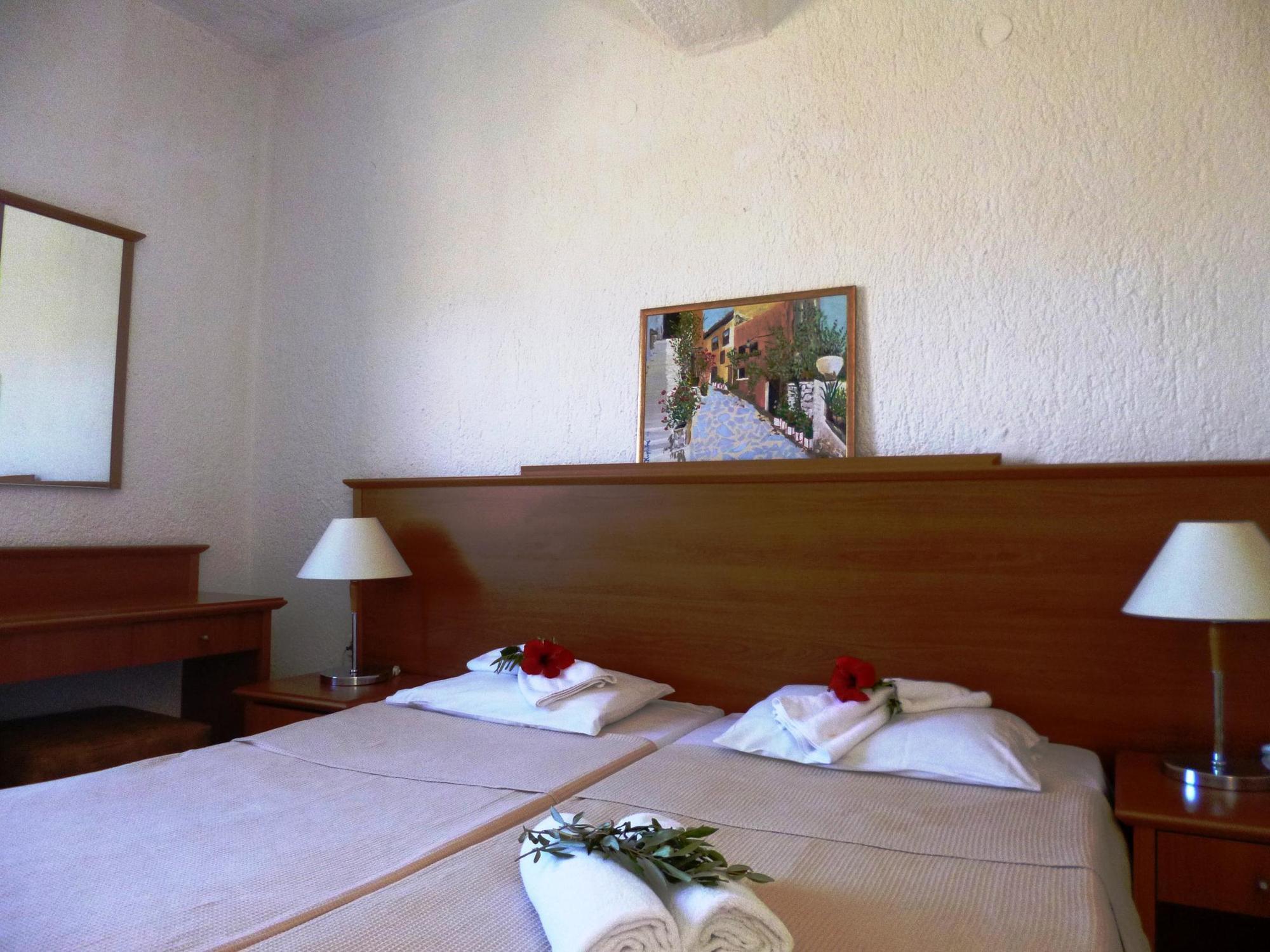 Elounda Olive Garden Apts & Studios Dış mekan fotoğraf